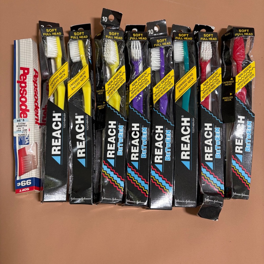 Vintage 1993 1994 Reach Pepsodent Toothbrush Lot 9 Soft Full Head Deadstock 90s